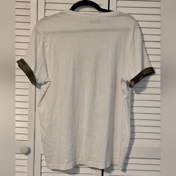 Nike Camo Logo Tee – White – Size L – Made in Turkey - Picture 2 of 9
